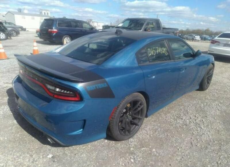 Używany Dodge Charger 485 KM (356 kW) 2021 Niebieski Sedan/Limuzyna