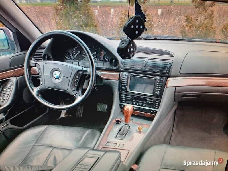 Srebrny Używany 1998 BMW 735 Shadowline Sedan/Limuzyna | 35 950 zł - Obraz 1/3
