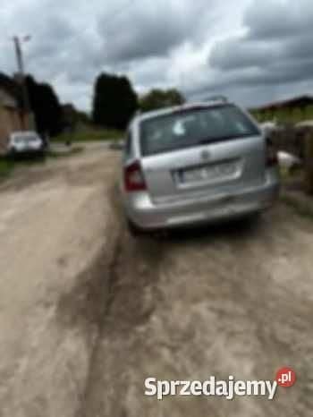 Używany Skoda Octavia 105 KM (77 kW) 2010 Srebrny Kombi