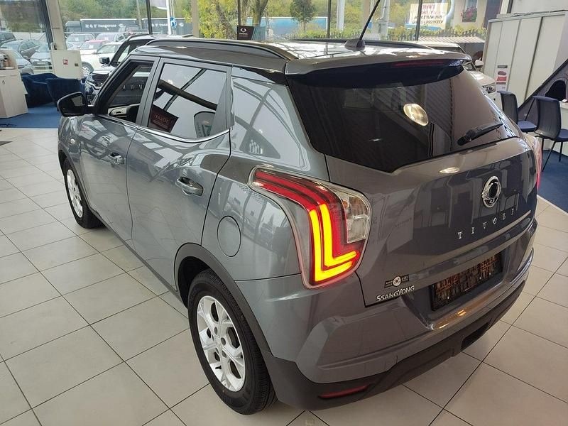 Używany Ssangyong (KGM) Tivoli 163 KM (119 kW) 2021 Szary (metalik) SUV
