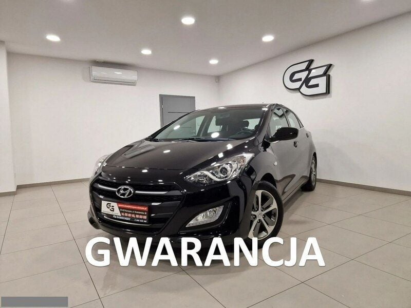 Czarny (metalik) Używany 2015 Hyundai i30 Sedan/Limuzyna | 41 899 zł (Uczciwa cena) - Obraz 1/4