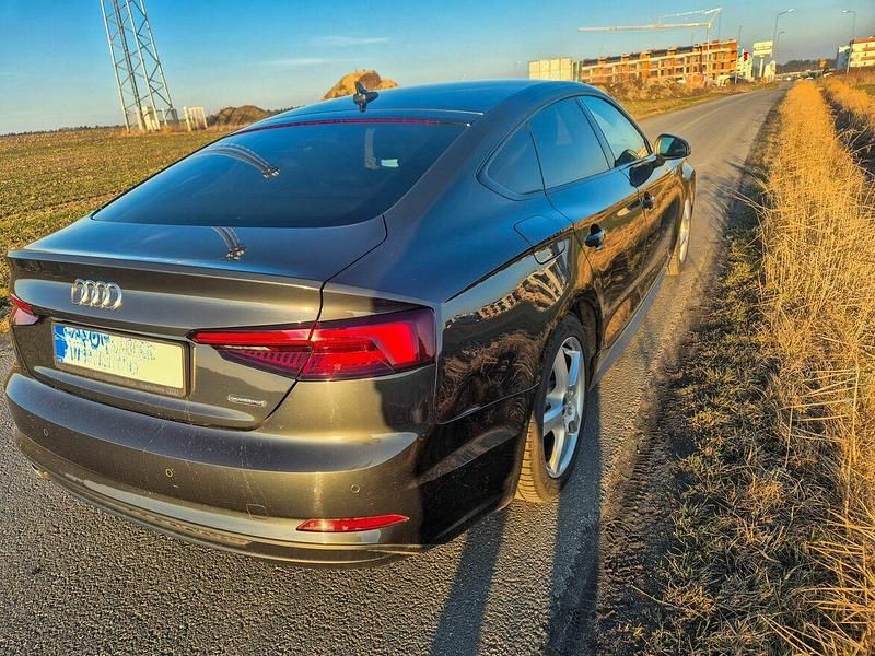 Używany Audi A5 Ambiente 190 KM (139 kW) 2017 Czarny Coupe