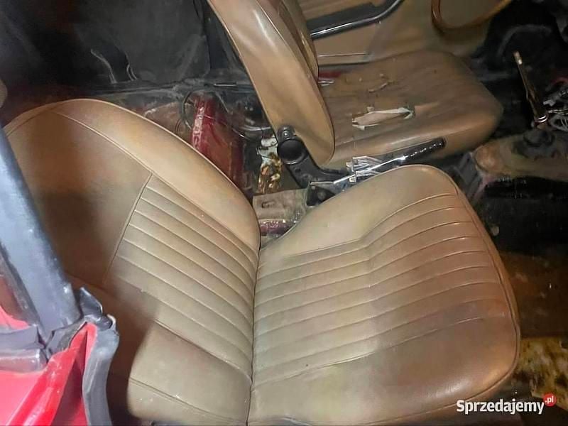 Używany Fiat 124 Spider 1977 Czerwony Kabriolet