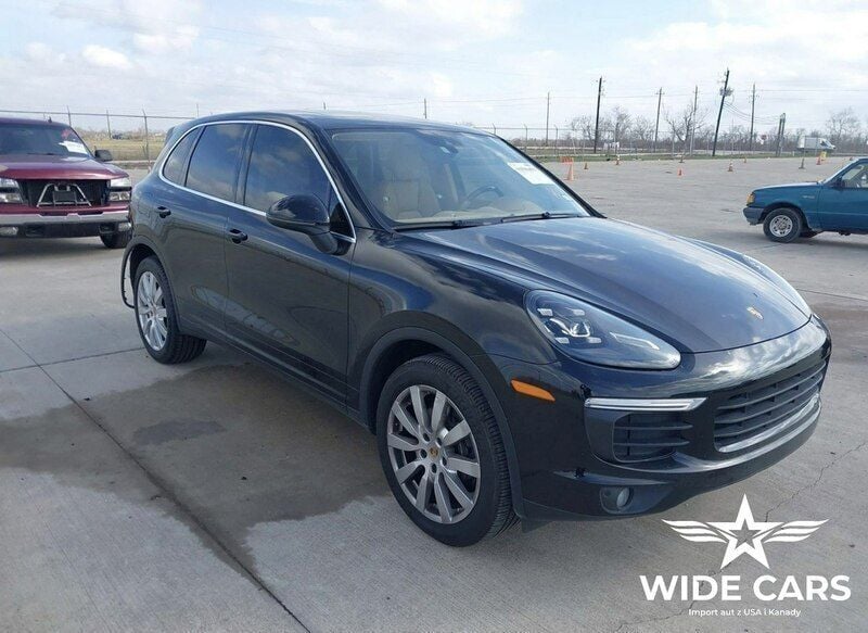 Czarny (metalik) Używany 2016 Porsche Cayenne SUV | 53 400 zł - Obraz 1/4