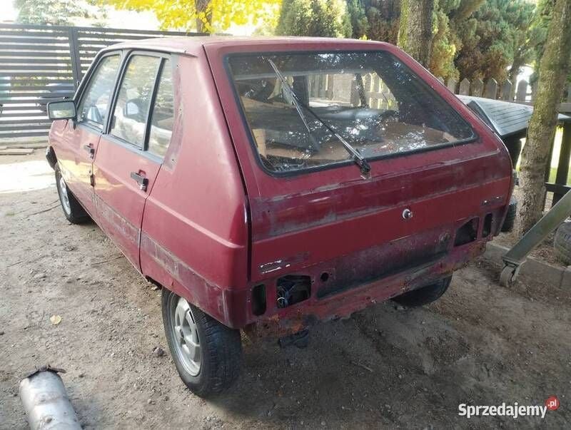 Używany 1984 Citroën Visa Sedan/Limuzyna | 2200 zł - Obraz 1/4