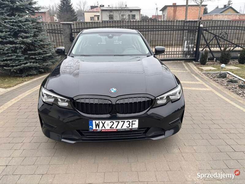 Czarny Używany 2022 BMW 318 Advantage Sedan/Limuzyna | 119 900 zł (Uczciwa cena) - Obraz 1/4