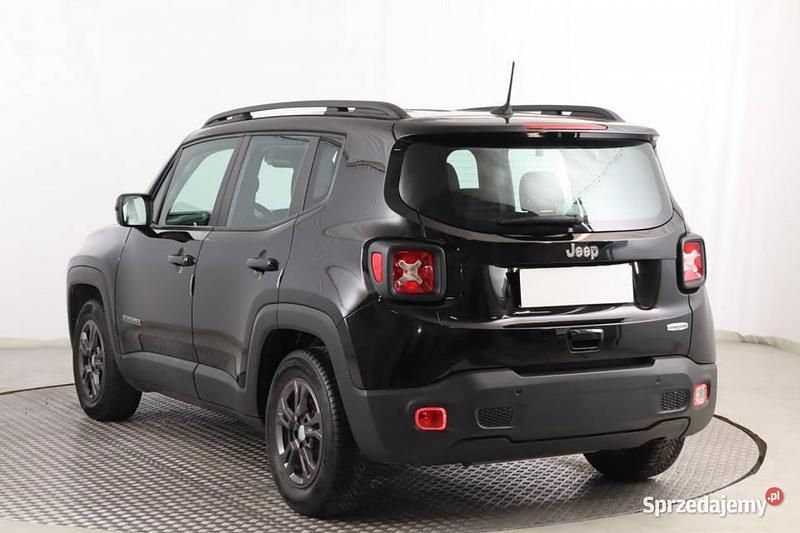 Używany Jeep Renegade 120 KM (88 kW) 2021 Czarny SUV