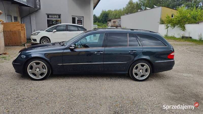 Używany Mercedes E280 2005