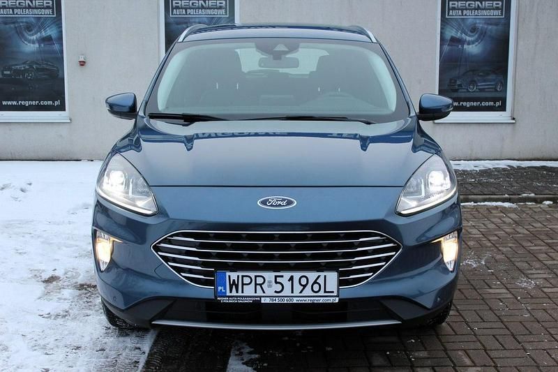 Używany Ford Kuga Titanium 150 KM (110 kW) 2023 Niebieski SUV