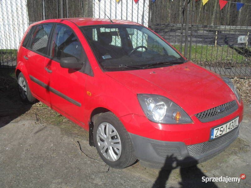 Czerwony Używany 2006 Ford Fiesta Hatchback | 6900 zł (Uczciwa cena) - Obraz 1/4