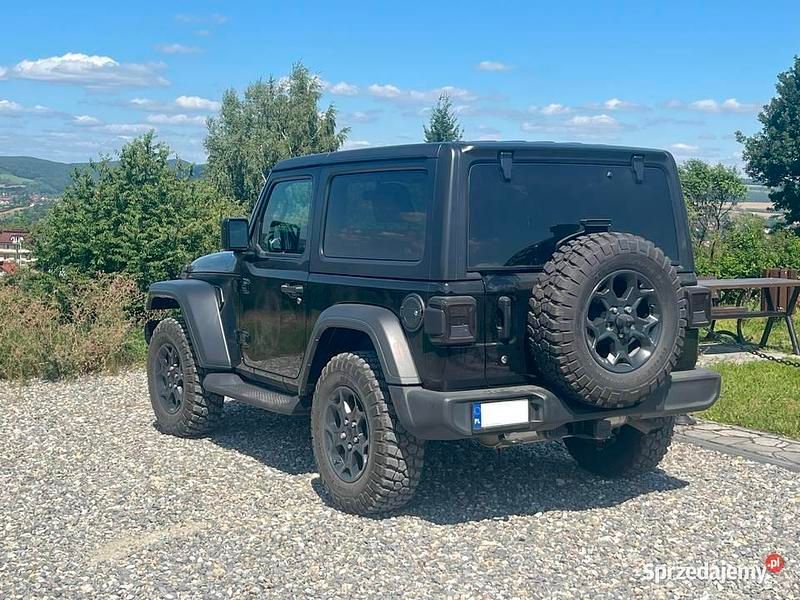 Używany Jeep Wrangler 2023 Czarny SUV
