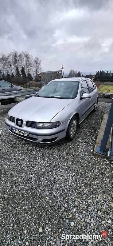 Używany Seat Leon 2003 Srebrny Hatchback