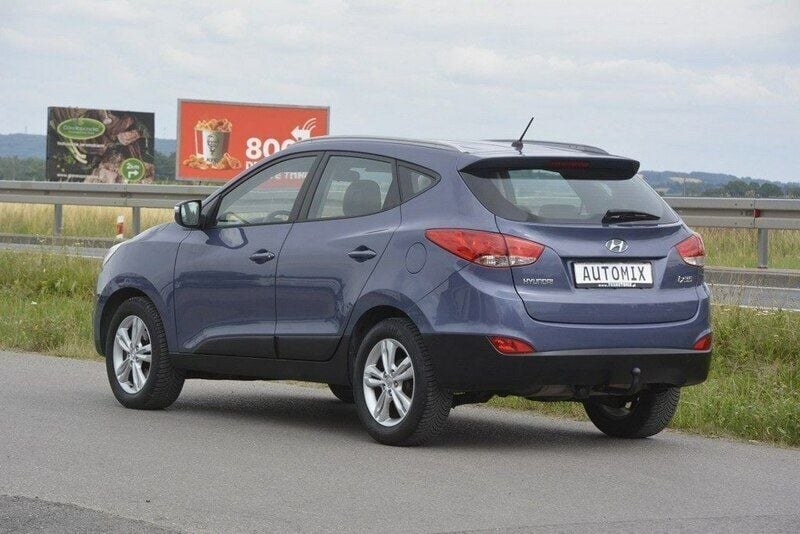 Używany Hyundai ix35 116 KM (85 kW) 2012 Fioletowy SUV