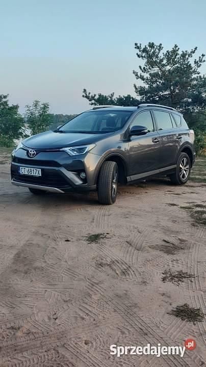 Szary Używany 2016 Toyota RAV4 SUV | 60 300 zł (Dobra cena) - Obraz 1/4