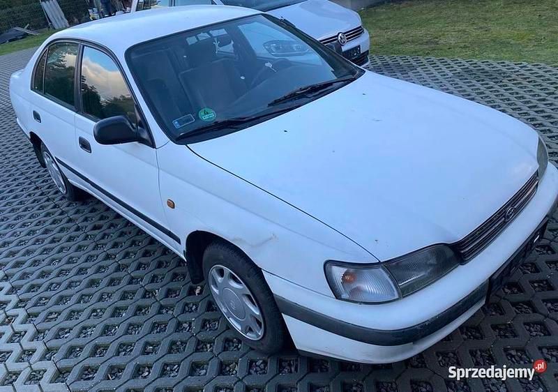 Biały Używany 1993 Toyota Carina Sedan/Limuzyna | 3800 zł - Obraz 1/4