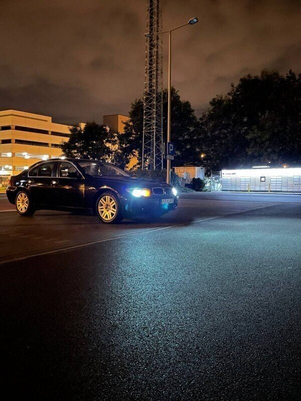 Używany BMW 730 218 KM (160 kW) 2004 Czarny (metalik) Sedan/Limuzyna