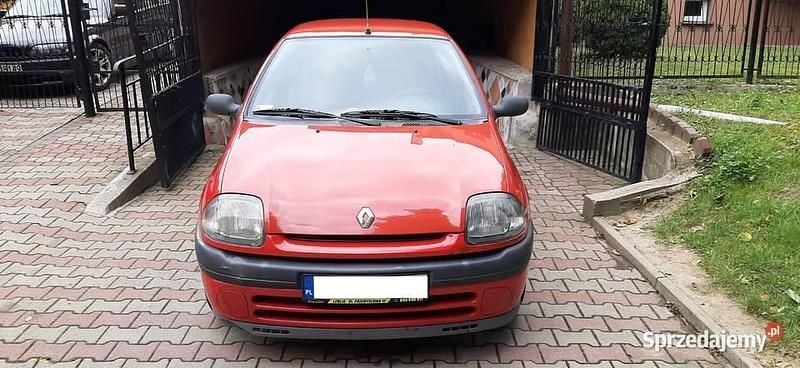 Czerwony Używany 2000 Renault Clio II Hatchback | 4999 zł (Dość drogi) - Obraz 1/4