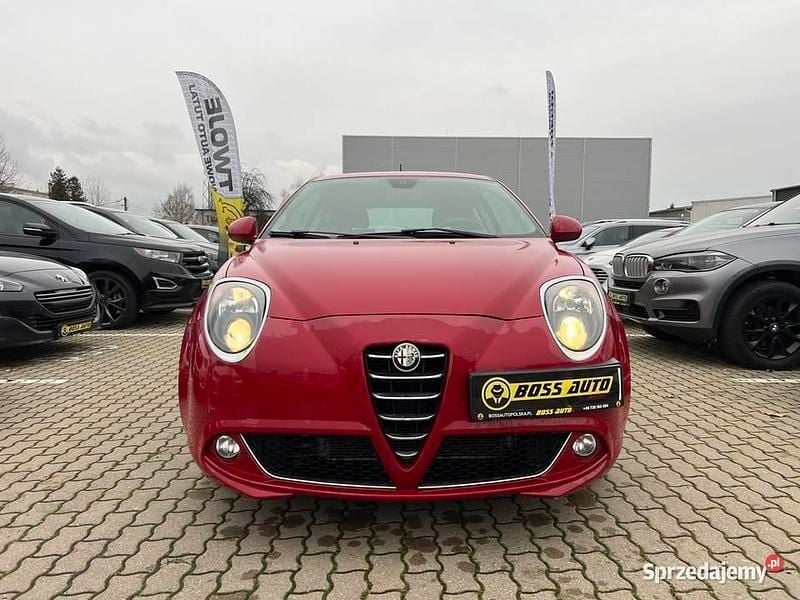 Czerwony Używany 2017 Alfa Romeo MiTo Hatchback | 26 000 zł (Dość drogi) - Obraz 1/4