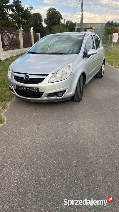 Używany Opel Corsa 2007 Srebrny Hatchback