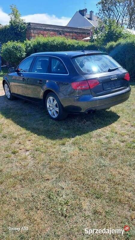 Używany Audi A4 2009 Srebrny Sedan/Limuzyna