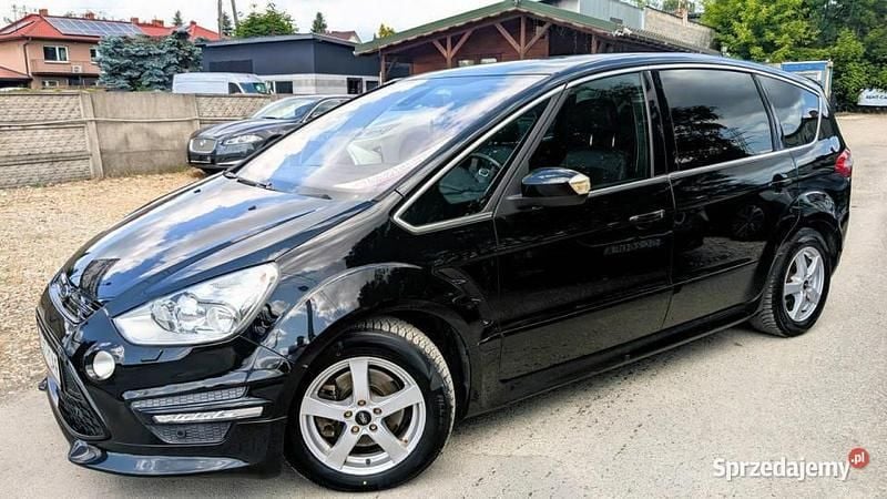 Czarny (metalik) Używany 2011 Ford S-MAX S Minivan | 30 900 zł (Uczciwa cena) - Obraz 1/4