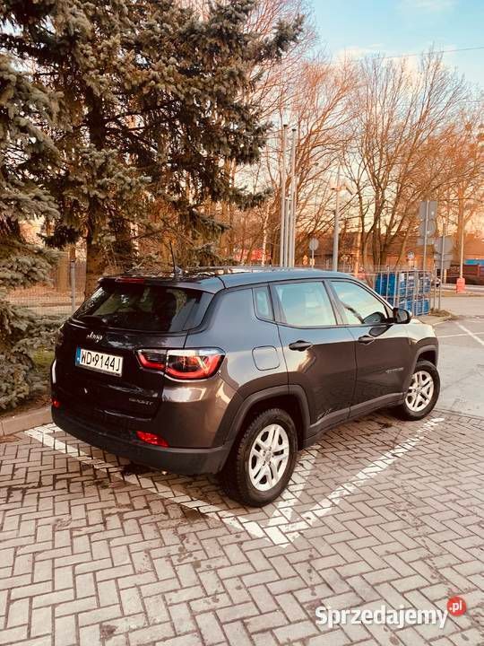 Używany Jeep Compass 140 KM (102 kW) 2017 Grafitowy SUV