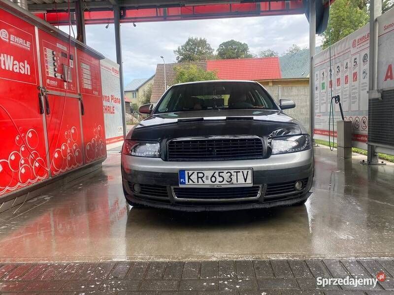 Szary Używany 2003 Audi A4 Sedan/Limuzyna | 9999 zł (Uczciwa cena) - Obraz 1/4