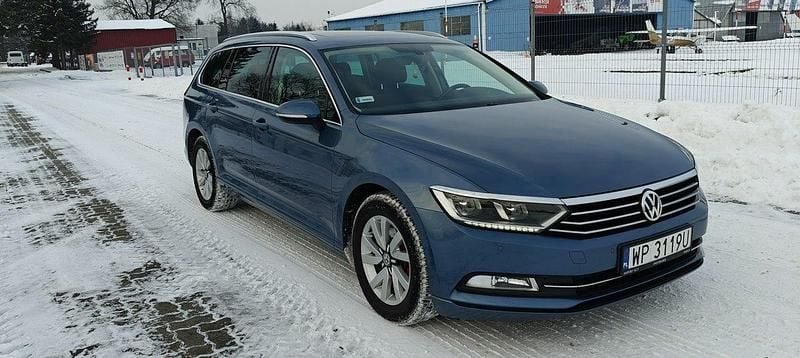 Używany VW Passat 120 KM (88 kW) 2016 Niebieski Kombi