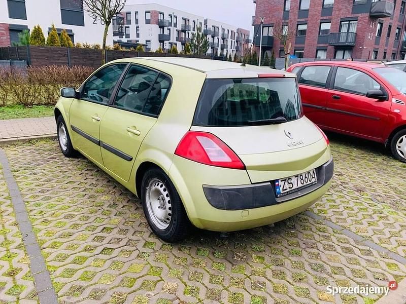 Używany Renault Mégane II 2003 Złoty Sedan/Limuzyna