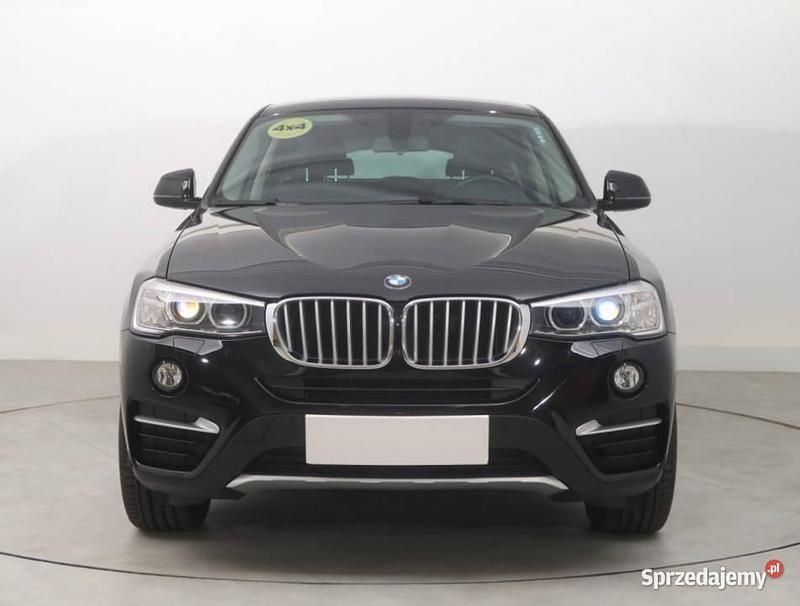 Czarny Używany 2017 BMW X4 SUV | 97 999 zł (Uczciwa cena) - Obraz 1/4