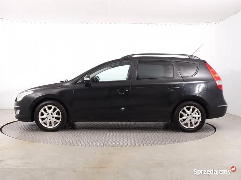 Używany Hyundai i30 2008 Czarny Kombi