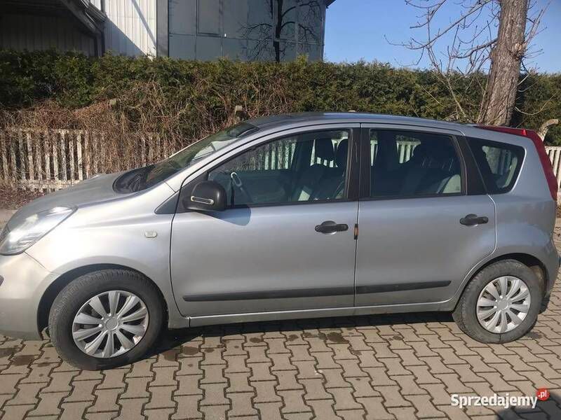 Używany Nissan Note Visia 2006 Srebrny Minivan