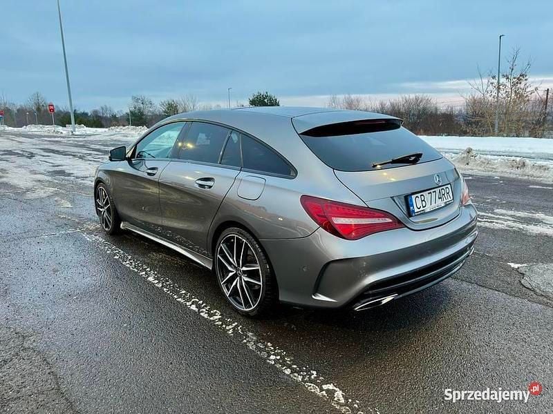 Używany Mercedes CLA200 AMG line 2016 Szary Kombi
