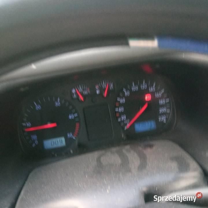 Niebieski Używany 2000 VW T4 Van | 15 600 zł (Uczciwa cena) - Obraz 1/4