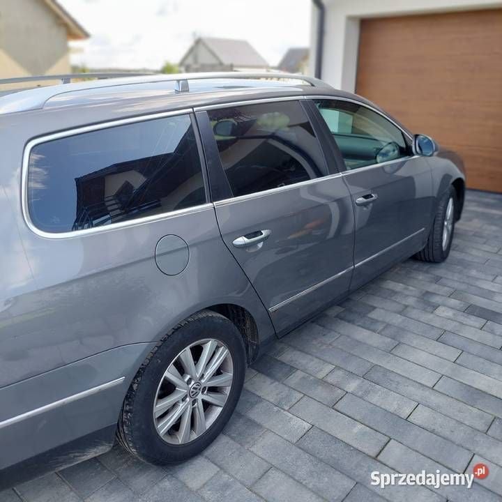 Grafitowy Używany 2006 VW Passat Sedan/Limuzyna | 12 500 zł (Uczciwa cena) - Obraz 1/4