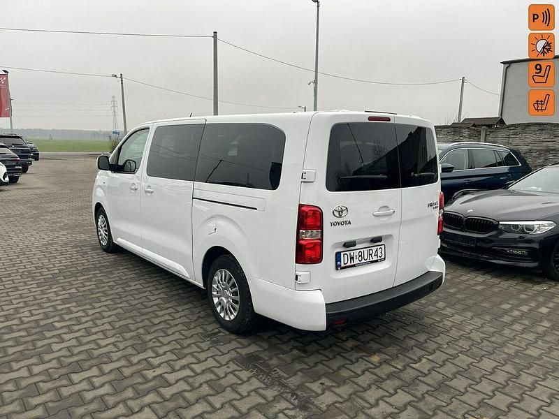 Używany Toyota Proace Verso 144 KM (105 kW) 2022 Biały (metalik) Kombi