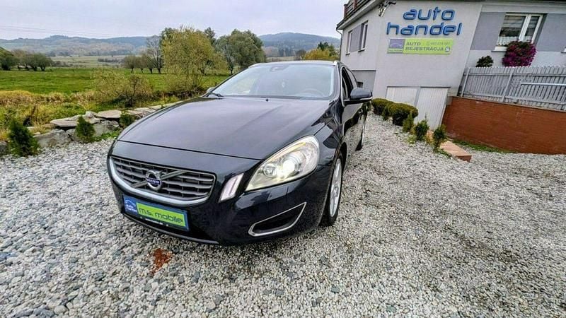 Szary Używany 2011 Volvo V60 Kombi | 23 900 zł (Super Cena) - Obraz 1/4
