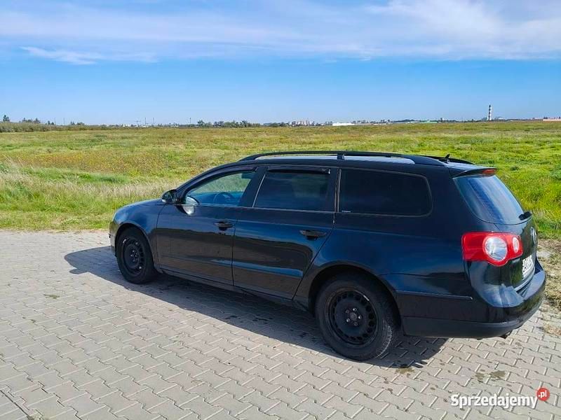 Czarny Używany 2006 VW Passat Kombi | 6500 zł - Obraz 1/3