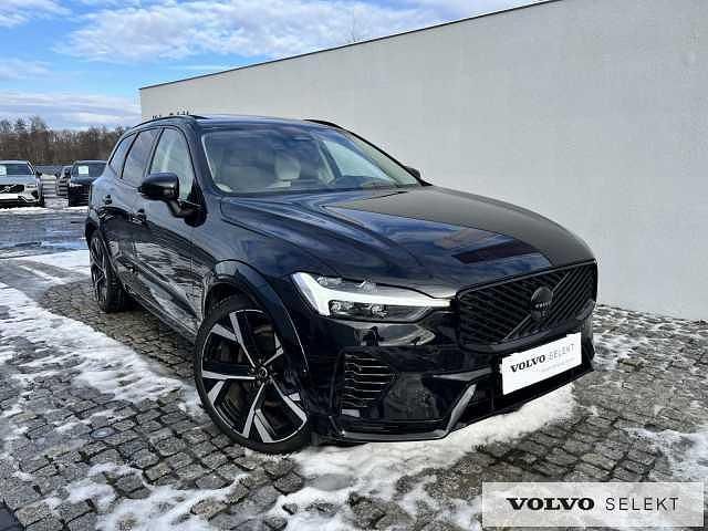 Używany Volvo XC60 455 KM (334 kW) 2026 Czarny SUV