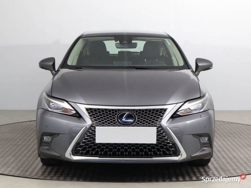 Szary Używany 2020 Lexus CT200h Hatchback | 85 999 zł (Uczciwa cena) - Obraz 1/4