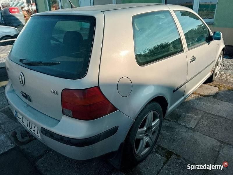 Używany VW Golf IV 1998 Srebrny Hatchback