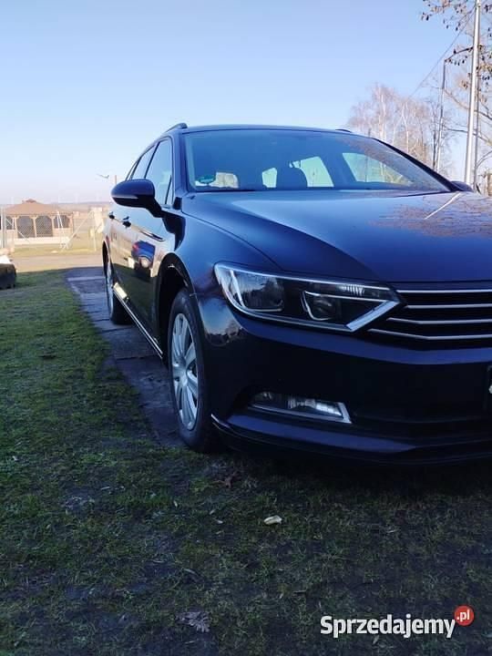 Używany VW Passat 2019 Czarny Sedan/Limuzyna