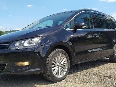 Czarny (metalik) Używany 2015 VW Sharan Highline Minivan | 57 900 zł (Drogi) - Obraz 1/4