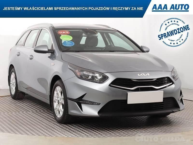 Używany Kia Ceed 2021 Szary Hatchback