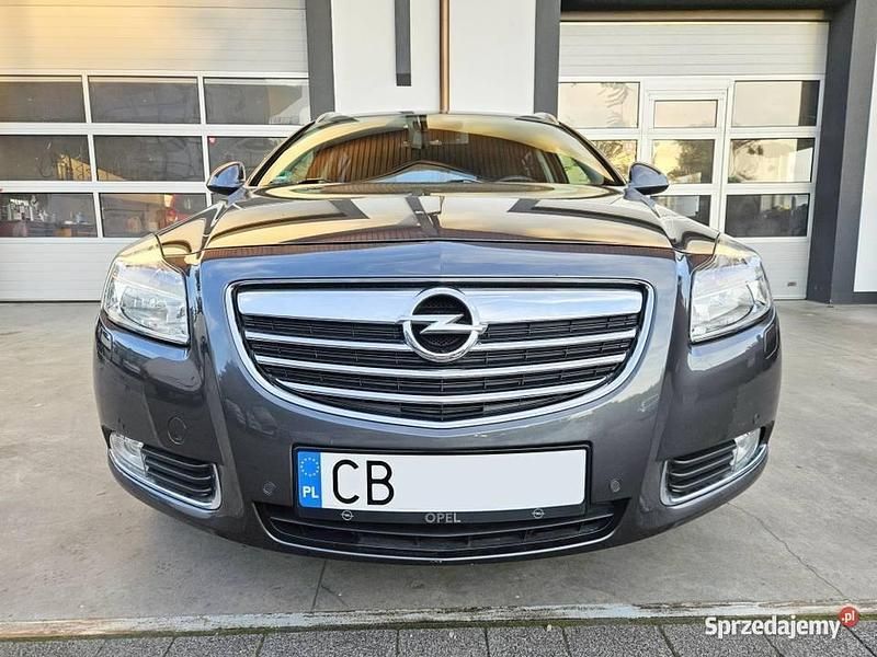 Używany 2010 Opel Insignia | 23 900 zł (Uczciwa cena) - Obraz 1/4