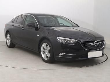 Czarny Używany 2017 Opel Insignia Hatchback | 41 999 zł (Dobra cena) - Obraz 1/4