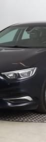 Używany Opel Insignia 165 KM (121 kW) 2018 Niebieski Hatchback