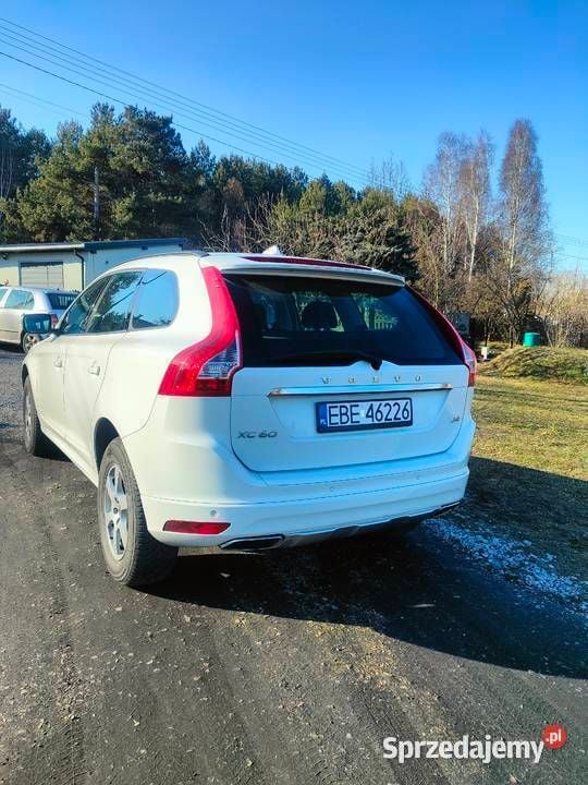 Używany Volvo XC60 2015 Biały SUV