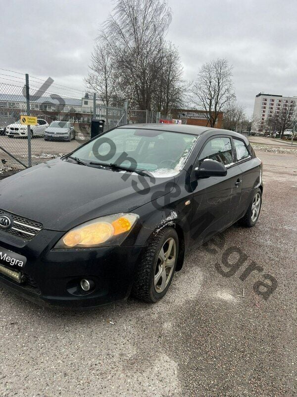 Czarny Używany 2008 Kia ProCeed 2 Hatchback | 9750 zł - Obraz 1/4