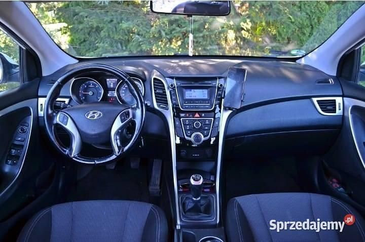 Używany Hyundai i30 2013 Biały Kombi